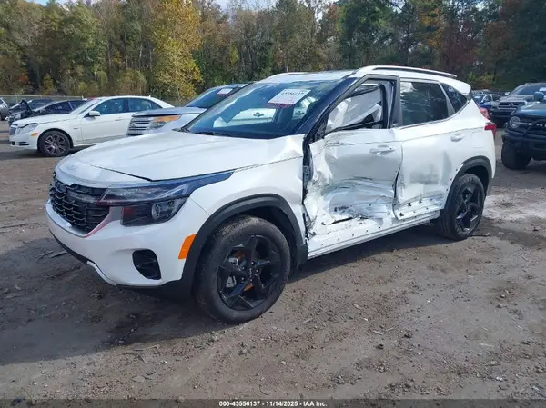 KNDER2AA7T7827505 2026 KIA SELTOS - Image 2