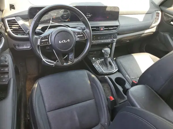 KNDER2AA8R7628844 2024 KIA SELTOS - Image 8