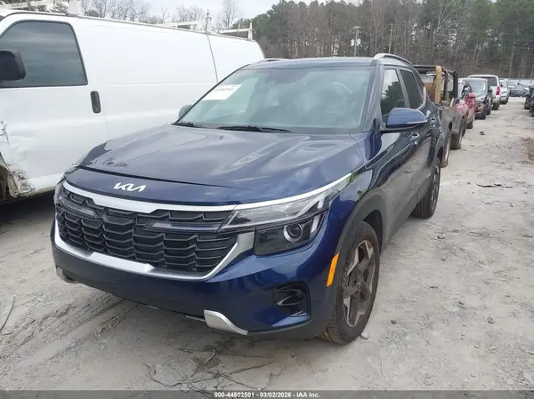 KNDER2AA8R7638306 2024 KIA SELTOS - Image 2
