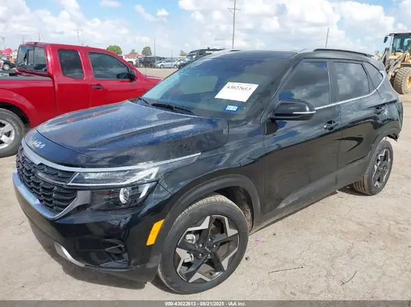 KNDER2AA8S7727850 2025 KIA SELTOS - Image 2