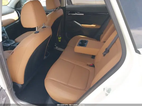 KNDER2AA9R7500225 2024 KIA SELTOS - Image 8