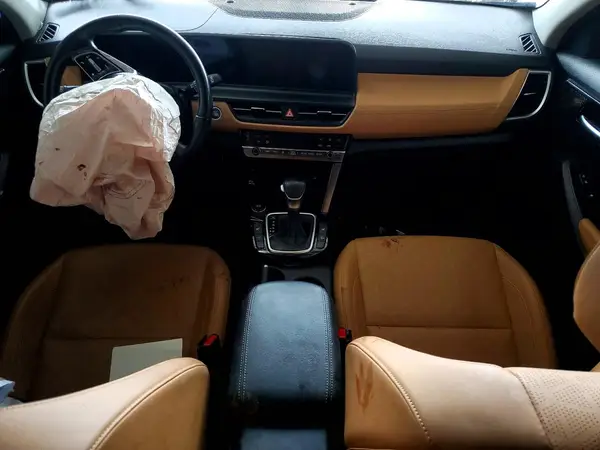 KNDER2AA9R7543463 2024 KIA SELTOS - Image 8