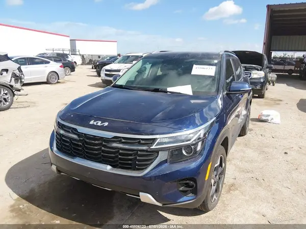 KNDER2AA9R7578018 2024 KIA SELTOS - Image 2