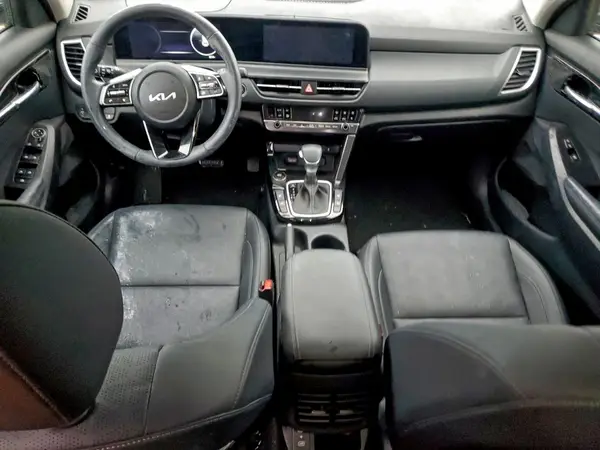 KNDER2AA9R7662811 2024 KIA SELTOS - Image 8