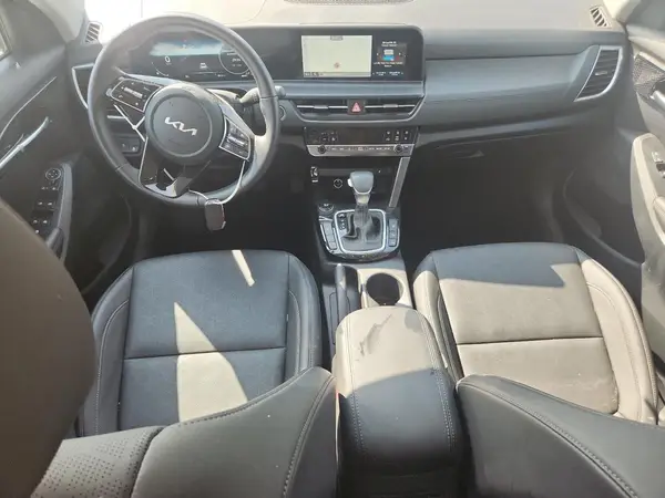 KNDER2AA9S7693952 2025 KIA SELTOS - Image 8