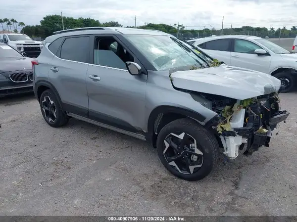 KNDER2AA9S7708806 2025 KIA SELTOS - Image 1