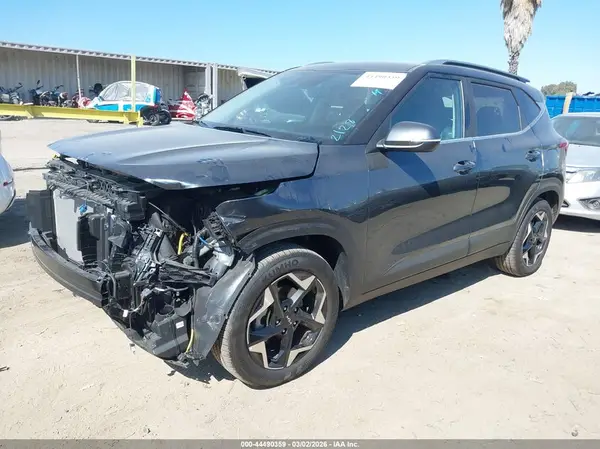 KNDER2AA9S7749646 2025 KIA SELTOS - Image 2