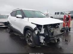 KNDER2AAXR7572700 2024 KIA SELTOS