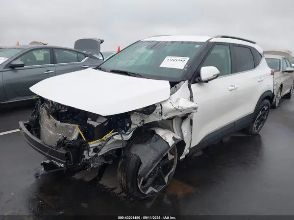 KNDER2AAXR7572700 2024 KIA SELTOS - Image 2