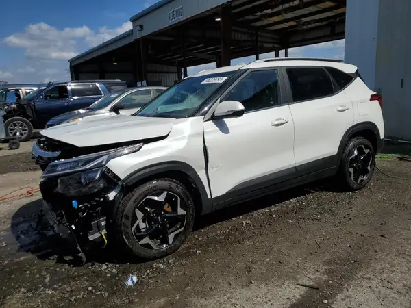 KNDER2AAXR7657827 2024 KIA SELTOS - Image 1