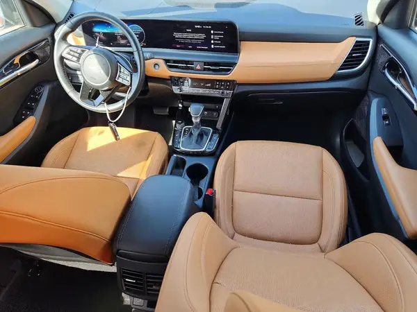 KNDER2AAXS7677114 2025 KIA SELTOS - Image 8