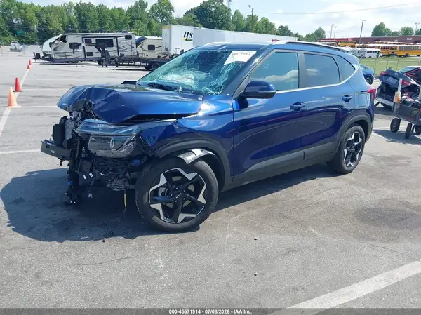 KNDER2AAXS7750336 2025 KIA SELTOS - Image 2