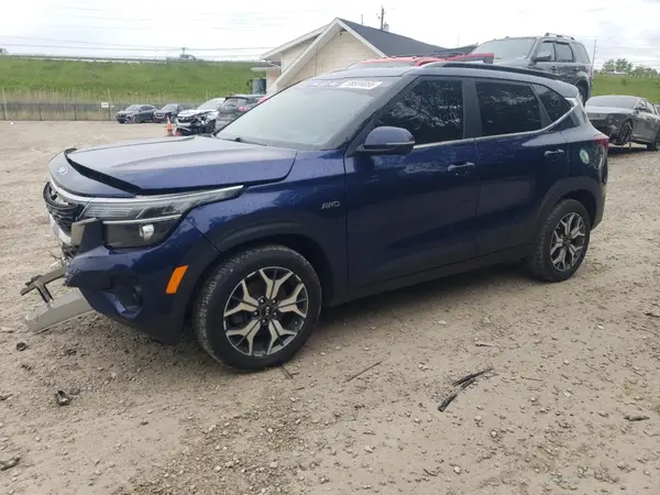 KNDERCAA0M7101637 2021 KIA SELTOS - Image 1
