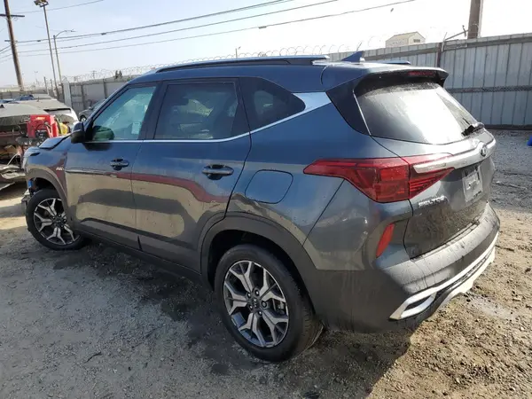 KNDERCAA0M7128739 2021 KIA SELTOS - Image 2
