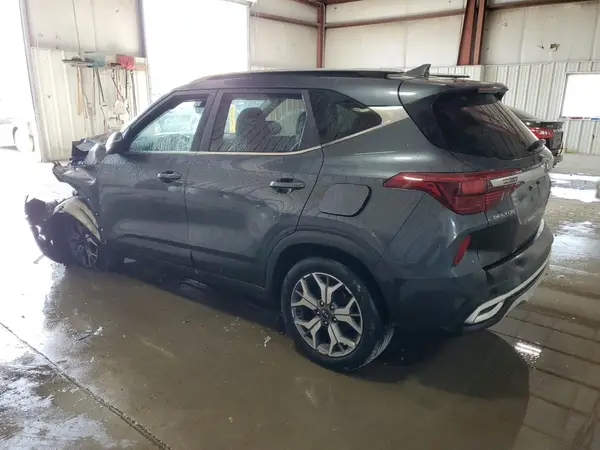 KNDERCAA0M7158310 2021 KIA SELTOS - Image 2