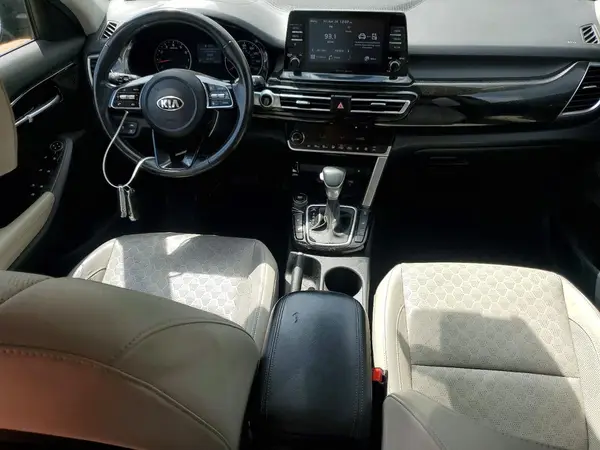 KNDERCAA0M7171459 2021 KIA SELTOS - Image 8