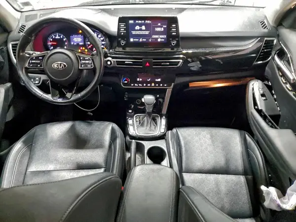 KNDERCAA0M7185667 2021 KIA SELTOS - Image 8