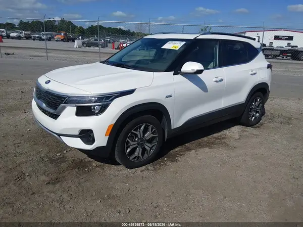 KNDERCAA0M7206520 2021 KIA SELTOS - Image 2