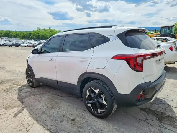 KNDERCAA0R7523303 2024 KIA SELTOS - Image 2