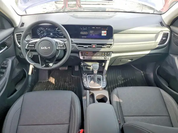 KNDERCAA0R7557175 2024 KIA SELTOS - Image 8