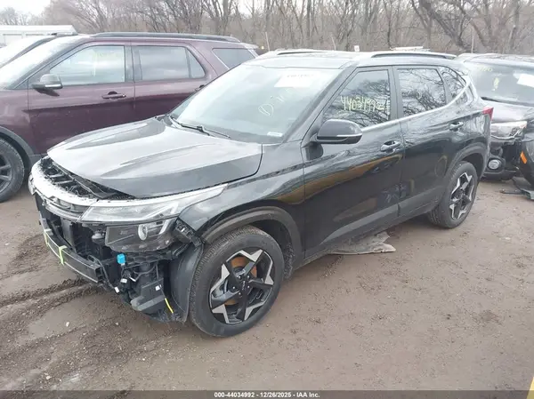 KNDERCAA0R7576440 2024 KIA SELTOS - Image 2