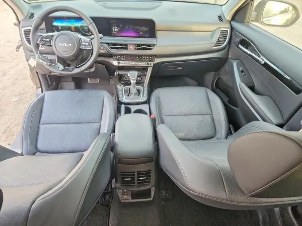 KNDERCAA0R7634997 2024 KIA SELTOS - Image 8