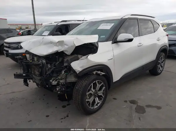 KNDERCAA1M7094956 2021 KIA SELTOS - Image 2