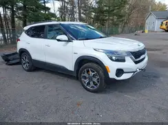 KNDERCAA1M7160728 2021 KIA SELTOS
