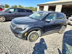 KNDERCAA1M7166965 2021 KIA SELTOS