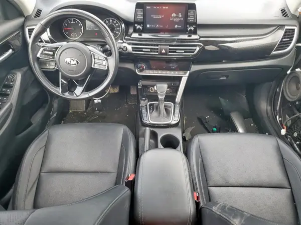 KNDERCAA1M7167517 2021 KIA SELTOS - Image 8
