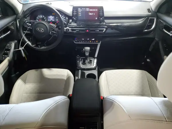 KNDERCAA1M7223696 2021 KIA SELTOS - Image 8