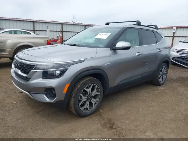 KNDERCAA1N7262922 2022 KIA SELTOS - Image 2