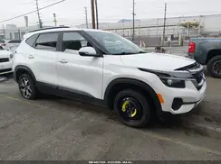 KNDERCAA1N7266372 2022 KIA SELTOS
