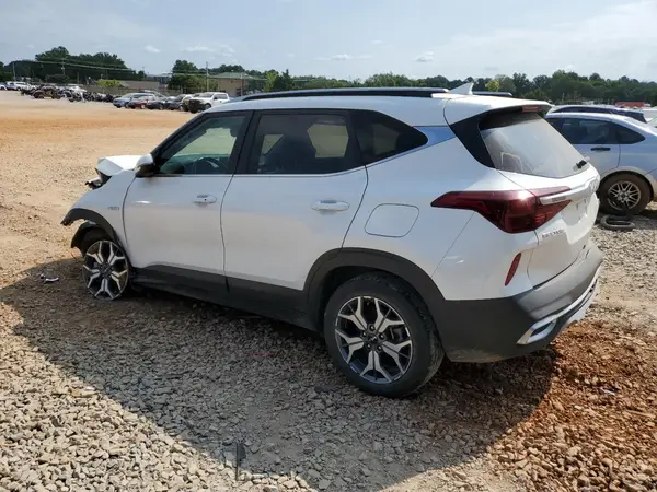 KNDERCAA1N7315277 2022 KIA SELTOS - Image 2