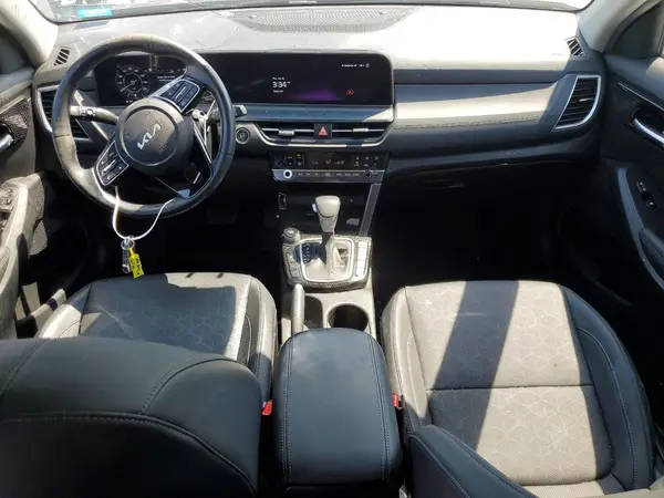 KNDERCAA1R7472121 2024 KIA SELTOS - Image 8