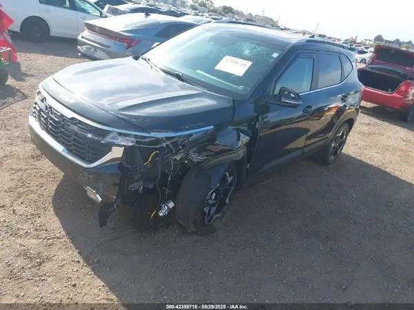 KNDERCAA1R7484575 2024 KIA SELTOS - Image 2