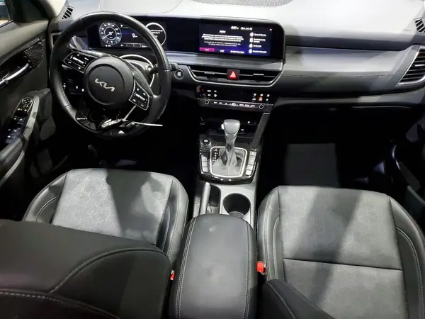 KNDERCAA1R7492692 2024 KIA SELTOS - Image 8