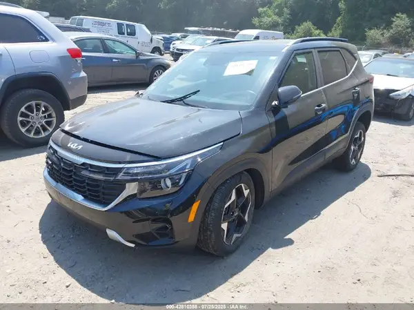 KNDERCAA1R7528638 2024 KIA SELTOS - Image 2
