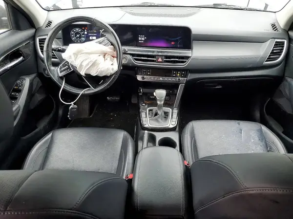KNDERCAA1R7544788 2024 KIA SELTOS - Image 8