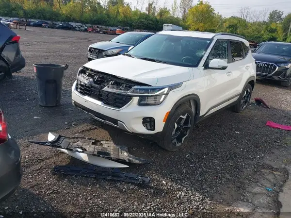 KNDERCAA1R7572588 2024 KIA SELTOS - Image 2