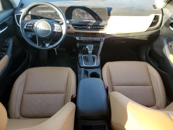 KNDERCAA1R7579069 2024 KIA SELTOS - Image 8
