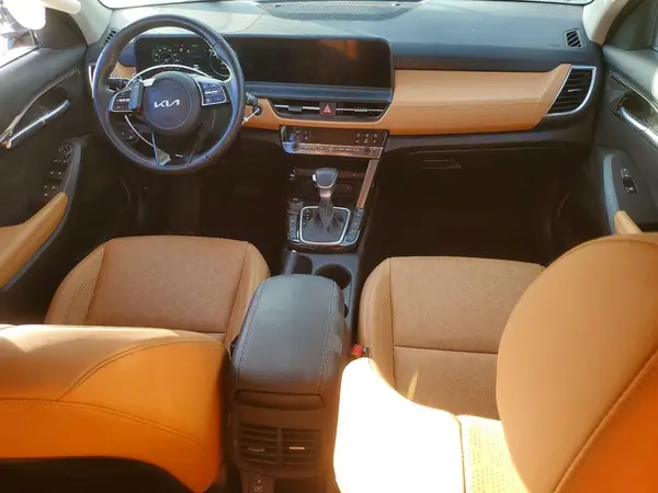 KNDERCAA1S7714993 2025 KIA SELTOS - Image 8