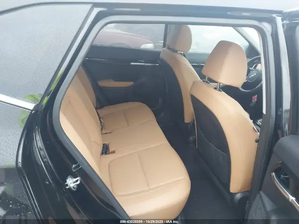 KNDERCAA1S7801664 2025 KIA SELTOS - Image 8