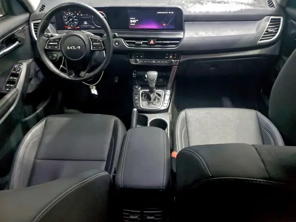 KNDERCAA1S7817380 2025 KIA SELTOS - Image 8