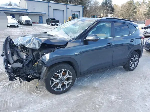 KNDERCAA2M7135062 2021 KIA SELTOS - Image 1