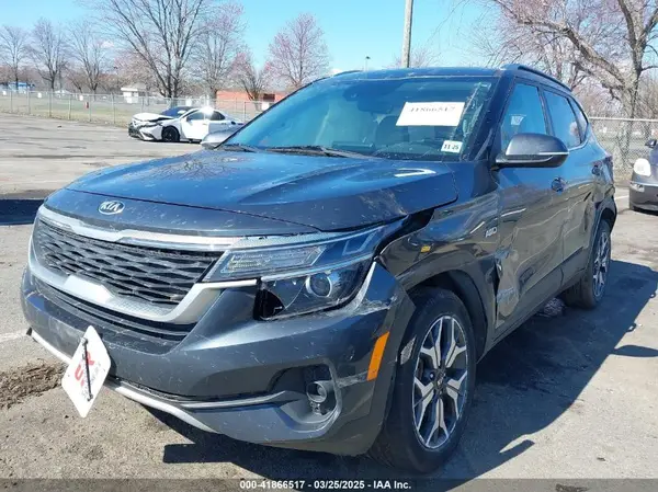 KNDERCAA2M7149284 2021 KIA SELTOS - Image 2