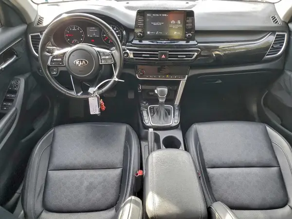 KNDERCAA2M7187498 2021 KIA SELTOS - Image 8