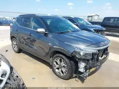 KNDERCAA2M7207667 2021 KIA SELTOS