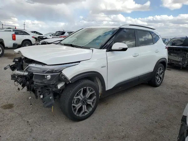 KNDERCAA2N7261746 2022 KIA SELTOS - Image 1