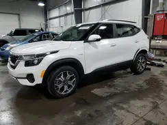 KNDERCAA2N7276621 2022 KIA SELTOS